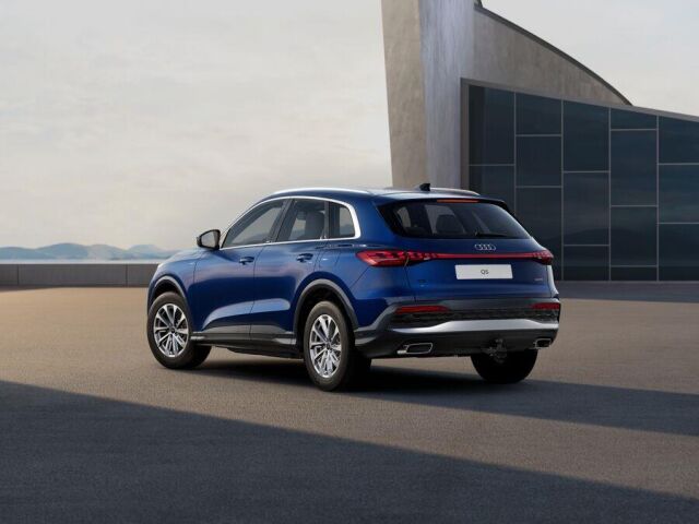 Audi Q5 2025 e-hybrid quattro 220 kW. Takuu 5 vuotta / 100.000 km