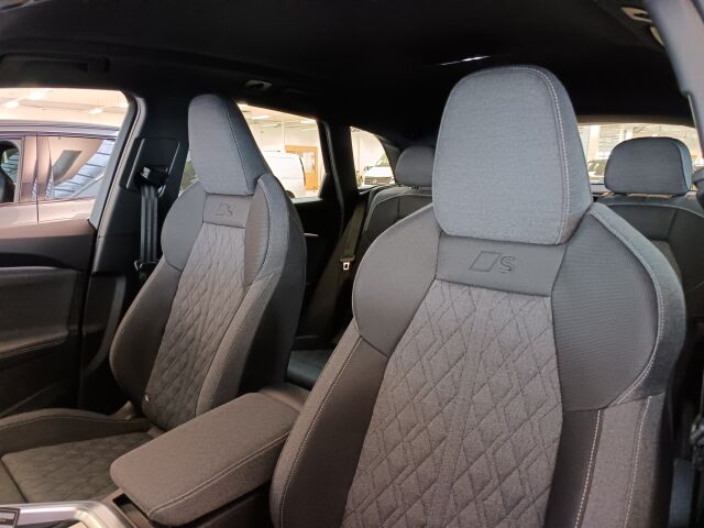 Audi Q5 2025 e-hybrid quattro 220 kW. Takuu 5 vuotta / 100.000 km