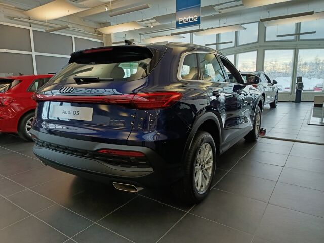 Audi Q5 2025 e-hybrid quattro 220 kW. Takuu 5 vuotta / 100.000 km