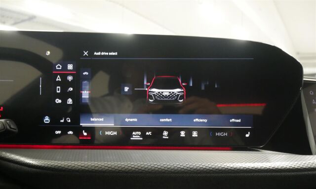 Audi Q5 2025 e-hybrid quattro 220 kW ***Tähän autoon 3 vuoden / 150tkm jatkoturva veloituksetta!***