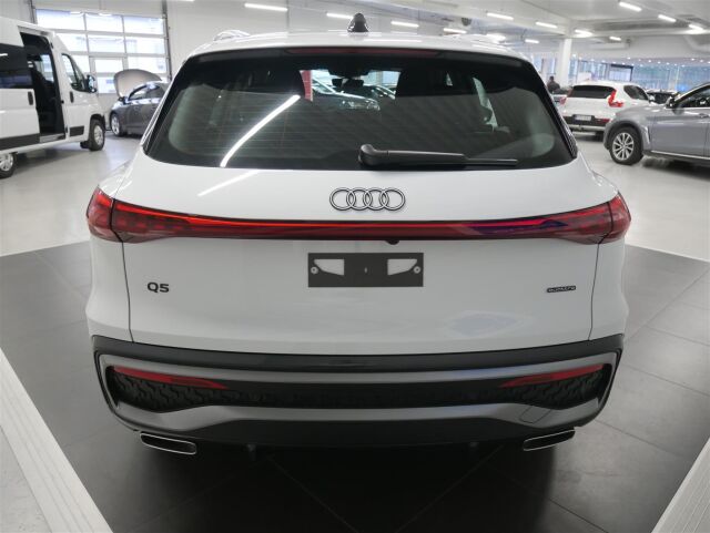Audi Q5 2025 e-hybrid quattro 220 kW ***Tähän autoon 3 vuoden / 150tkm jatkoturva veloituksetta!***
