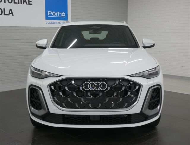 Audi Q5 2025 e-hybrid quattro 220 kW ***Tähän autoon 3 vuoden / 150tkm jatkoturva veloituksetta!***