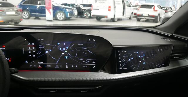 Audi Q5 2025 e-hybrid quattro 220 kW ***Tähän autoon 3 vuoden / 150tkm jatkoturva veloituksetta!***