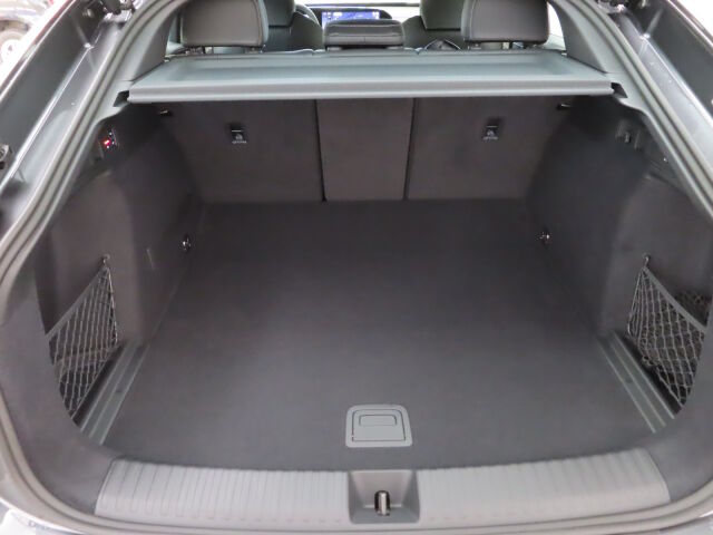 Audi Q6 e-tron 2026 Sportback quattro S line: Uudistunut mv 2026!