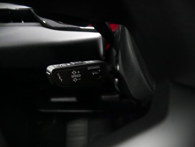 Audi A6 2026 Avant e-hybrid quattro 220 kW