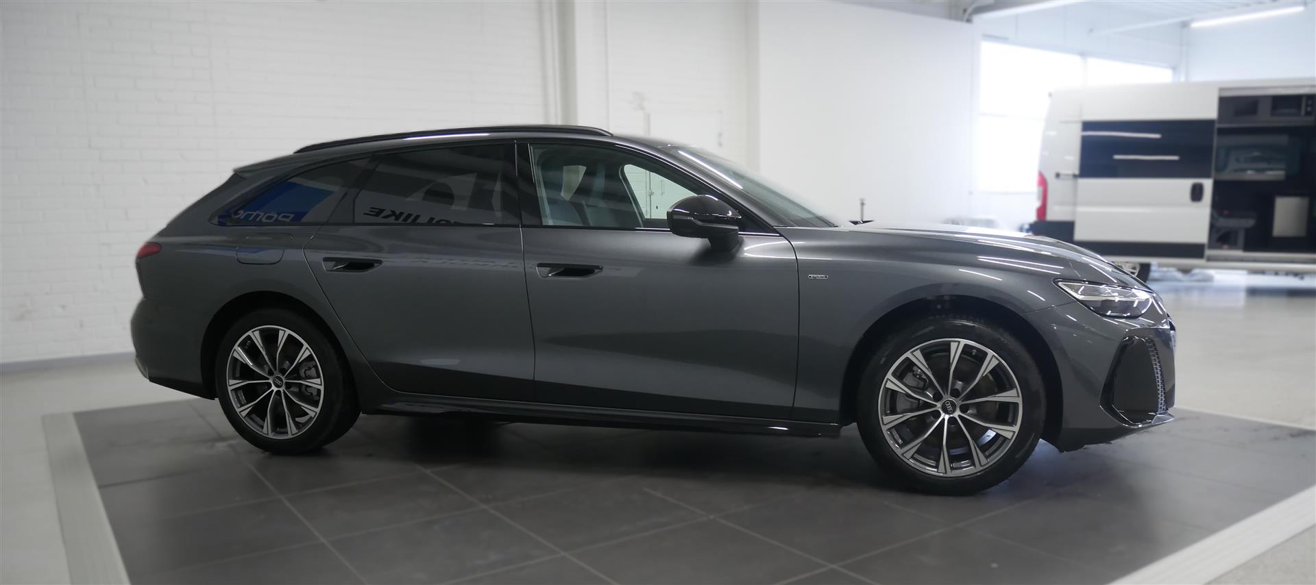 Audi A6 Avant e-hybrid quattro 220 kW 2026, kuva 6/22