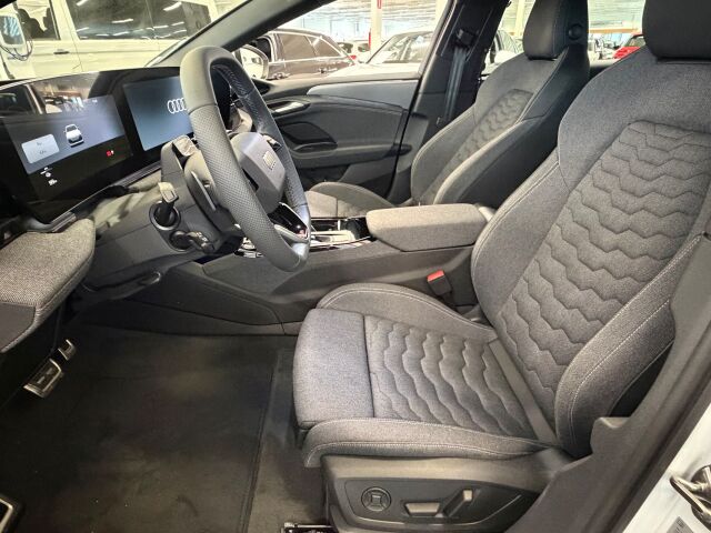 Audi A6 e-tron 2026 Sportback quattro S line, Takuu 5-vuotta / 100.000 km