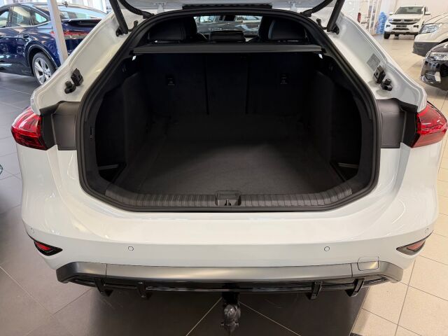 Audi A6 e-tron 2026 Sportback quattro S line, Takuu 5-vuotta / 100.000 km