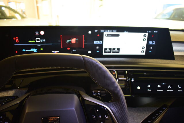 Peugeot E-3008 2026 GT AWD 73 kWh 325 Automaatti * 1,9 % korko + kulut *