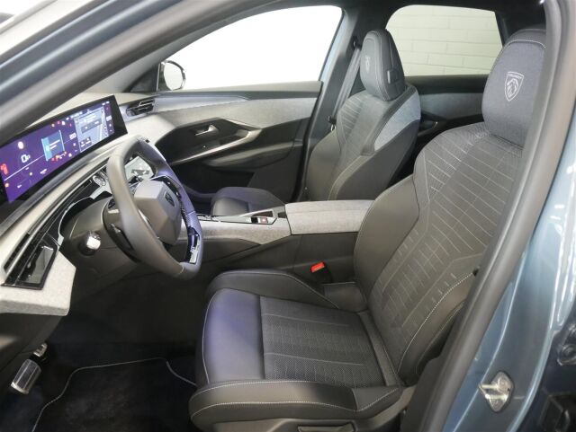 Peugeot 3008 2026 GT-Line Hybrid 145 Automaatti / Navi / Adapt.vakkari / Matrix-LED / Per.kamera / Sähkökontti ym.