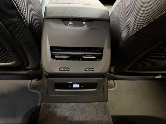 Audi A5 2026 Avant e-hybrid quattro 220 kW, Takuu 5-vuotta / 100.000 km