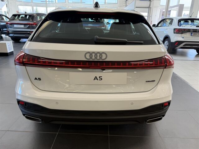 Audi A5 2026 Avant e-hybrid quattro 220 kW, Takuu 5-vuotta / 100.000 km