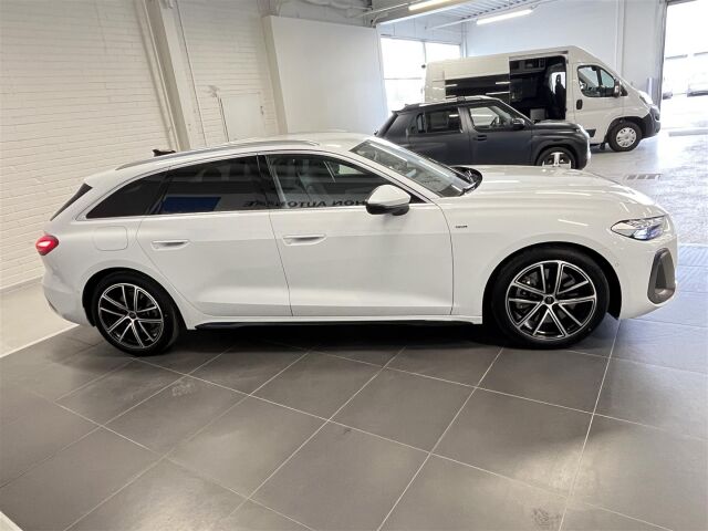 Audi A5 2026 Avant e-hybrid quattro 220 kW