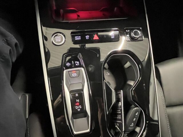 Audi A5 2026 Avant e-hybrid quattro 220 kW