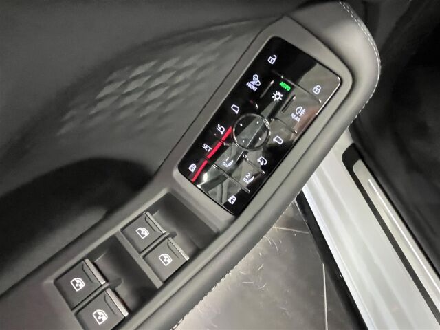 Audi A5 2026 Avant e-hybrid quattro 220 kW