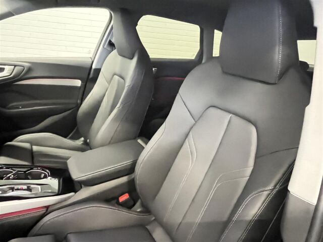 Audi A5 2026 Avant e-hybrid quattro 220 kW