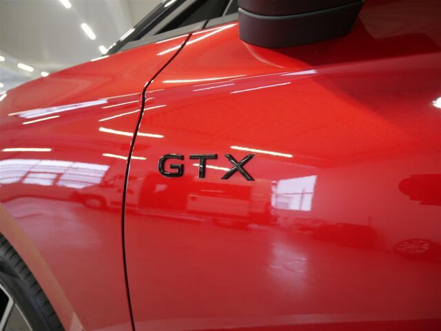 Volkswagen ID.7 2026 Tourer GTX 4MOTION Premium Limited 250 kW Akku 86 kWh*Heti tomitukseen!**Talvirenkaat 760€!*