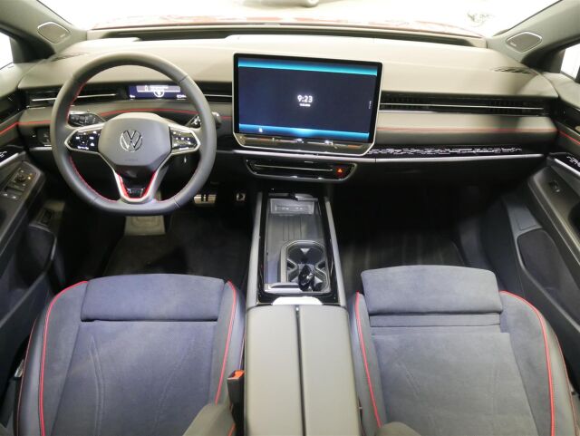 Volkswagen ID.7 2026 Tourer GTX 4MOTION Premium Limited 250 kW Akku 86 kWh*Heti tomitukseen!**Talvirenkaat 760€!*