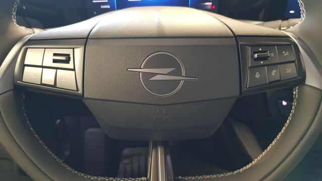 Opel Mokka 2026 Tech Edition Hybrid 145 Automaatti *Rajoitettu erä 8.4-12.4 Älyttömään hintaan / Korko 0% +kulut!!!*