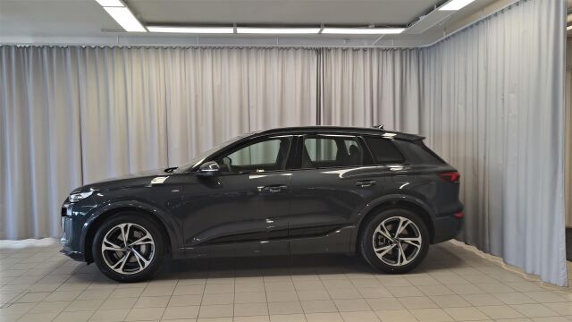 Audi Q6 e-tron 2026 e-tron quattro S line