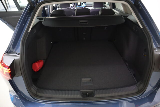 Volkswagen Golf 2026 Variant Comfort Edition 1,5 eTSI 85 kW (MHEV) DSG-automaatti