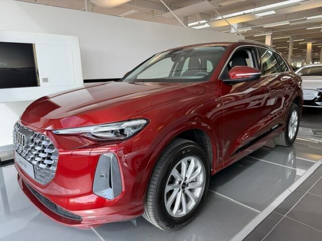 Audi Q5 2026 e-hybrid quattro 220 kW Takuu 5-vuotta / 100.000 km