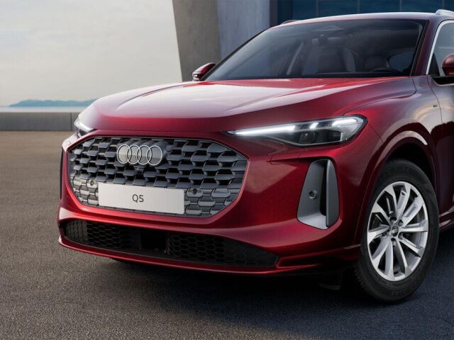 Audi Q5 2026 e-hybrid quattro 220 kW Takuu 5-vuotta / 100.000 km Tulossa myyntiin