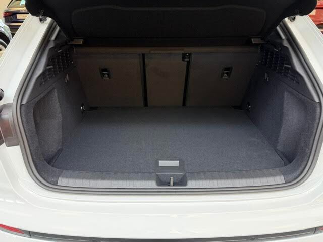 Audi A3 2026 Sportback TFSI 85 kW. Takuu 5-vuotta / 100.000 km