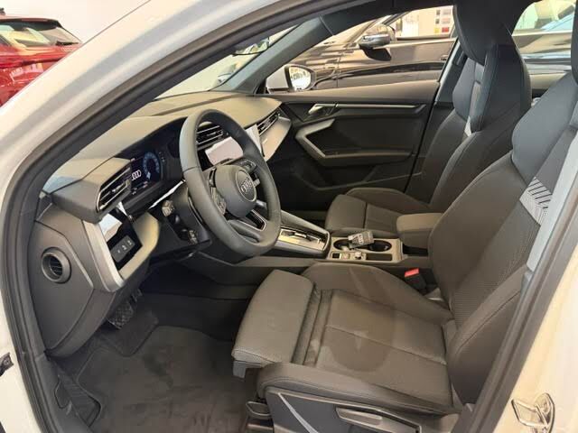 Audi A3 2026 Sportback TFSI 85 kW. Takuu 5-vuotta / 100.000 km