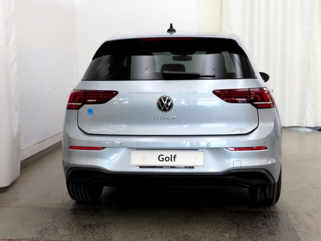 Volkswagen Golf 2026 GOLF Farmari (AC) 5ov 1498cm3 A