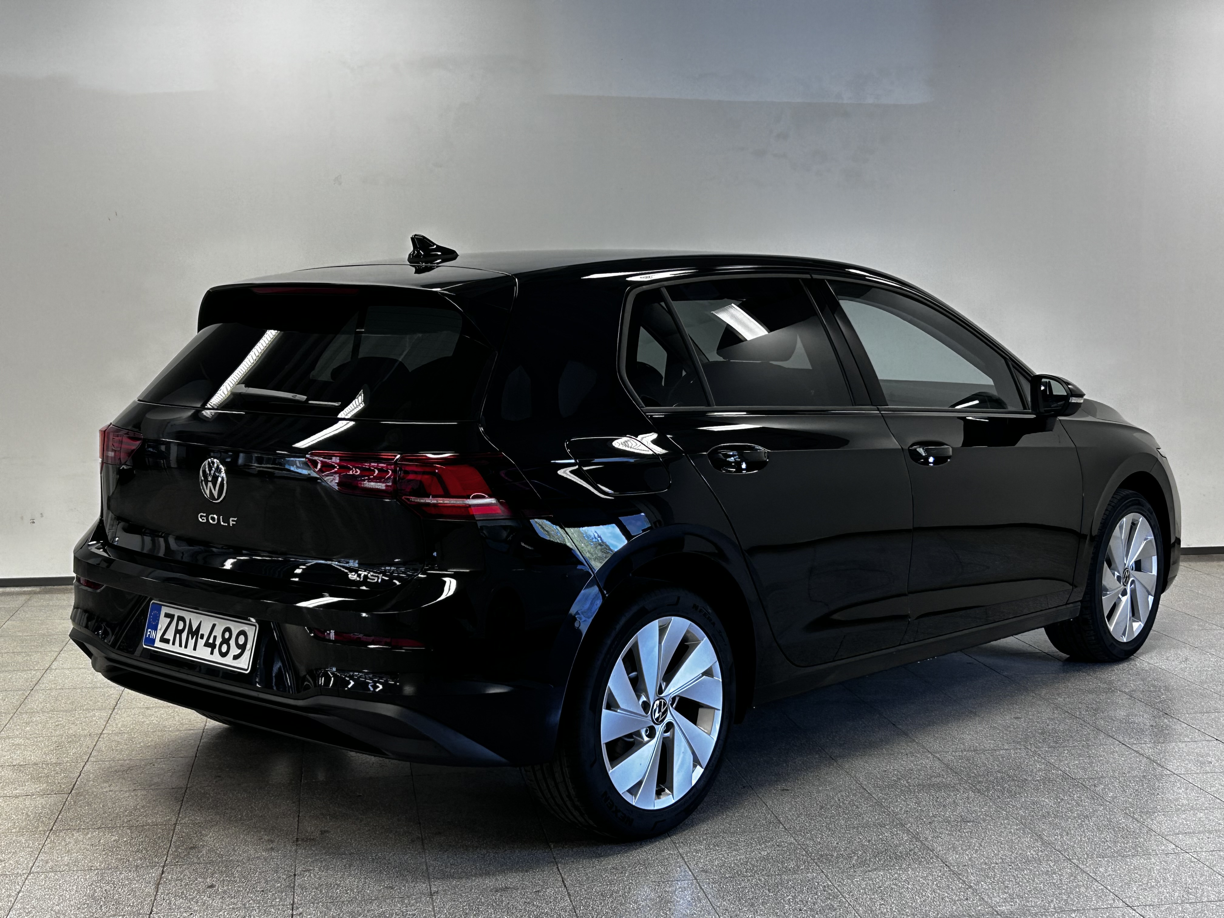 Volkswagen Golf 2026, photo 3/20
