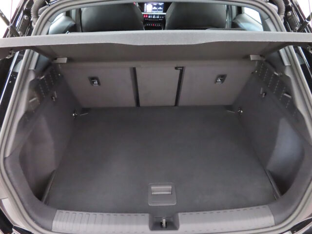 Audi A3 2026 Sportback TFSI 85 kW: Tehdastakuu viisi vuotta / 100000km!